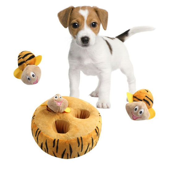 PetZen Squeaky Plush Pet Toy Set with 3 spring dolls and durable mat for cats and dogs