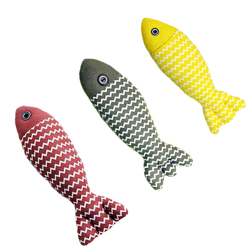 Pet mint fish toy in assorted colors for cats of all ages